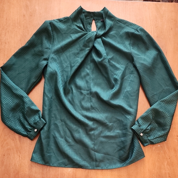 Ann Taylor Tops - Ann Taylor Emerald Green Blouse